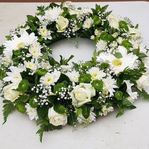 Round Wreath ( White Angel)